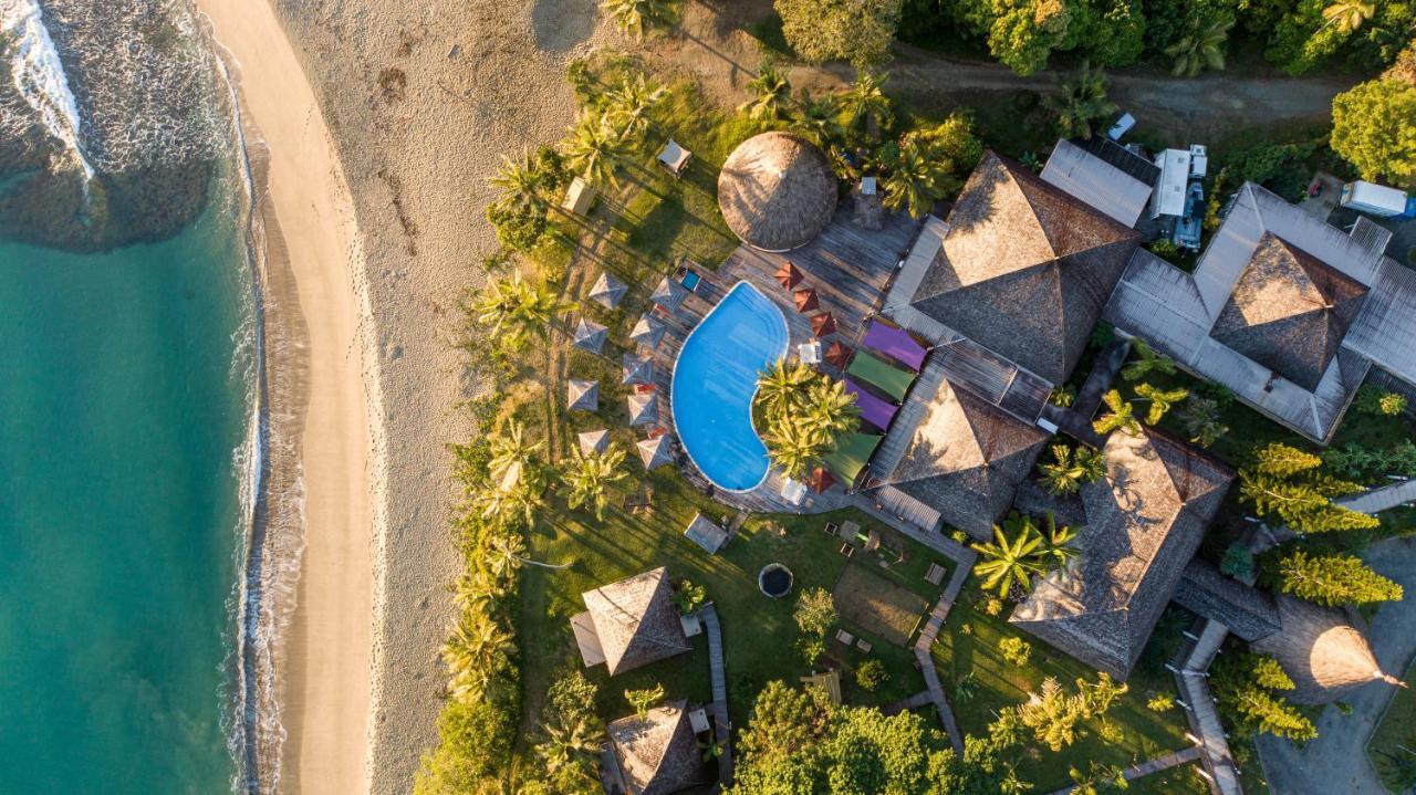 Hotel Tieti Poindimié Zewnętrze zdjęcie
